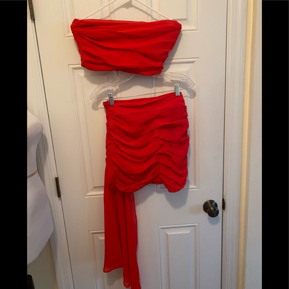 Luxxel 2 Piece skirt top set red touched Draped size M